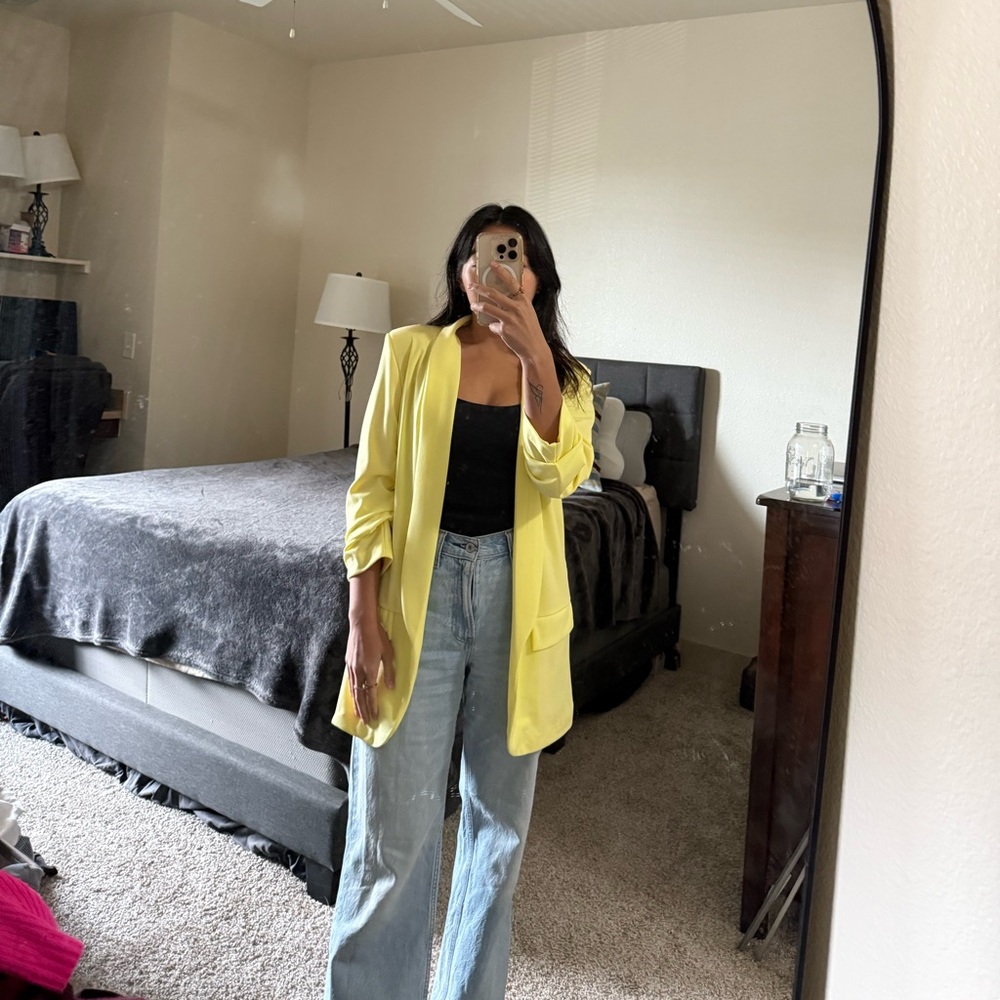 NEW Woven Tailored Ruched Sleeve Yellow Blazer